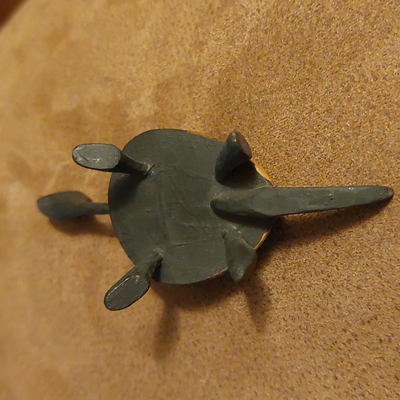 Handcrafted wooden Turtle - Picture 4 of 5